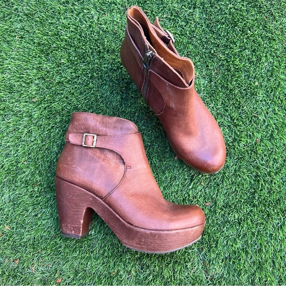 Kork-Ease - Gabby Leather Platform Brown Booties 8.5